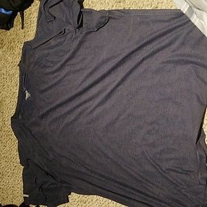 Old Navy active t shirt